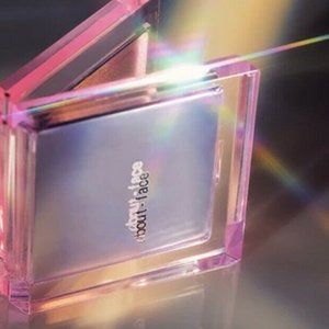 About-Face Light Lock Powder Pressed High Beam Powder